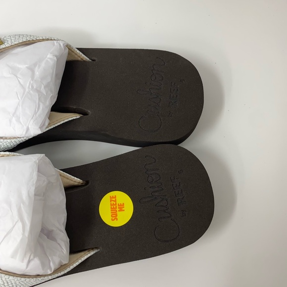 Reef Women’s Star Cushion Sassy White Flip Flop Open Toe Sandals Size 6 New - Picture 6 of 10